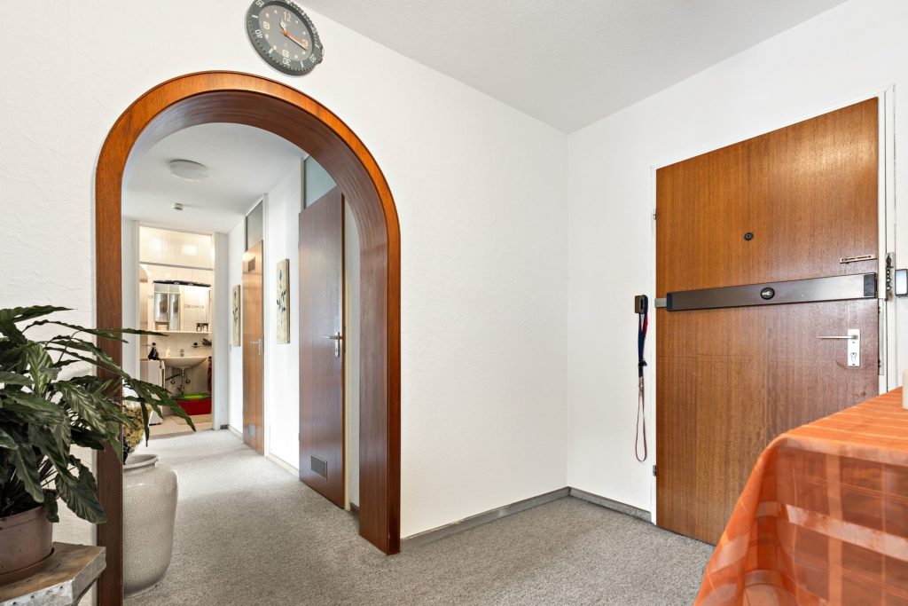 HUST Immobilien GmbH & Co. KG - Immobilienangebot - Karlsruhe / Grötzingen - Alle - Kapitalanleger aufgepasst! Vermietete 3-Zi. Wohnung mit 2 Balkonen und TG-Stellplatz in Grötzingen
