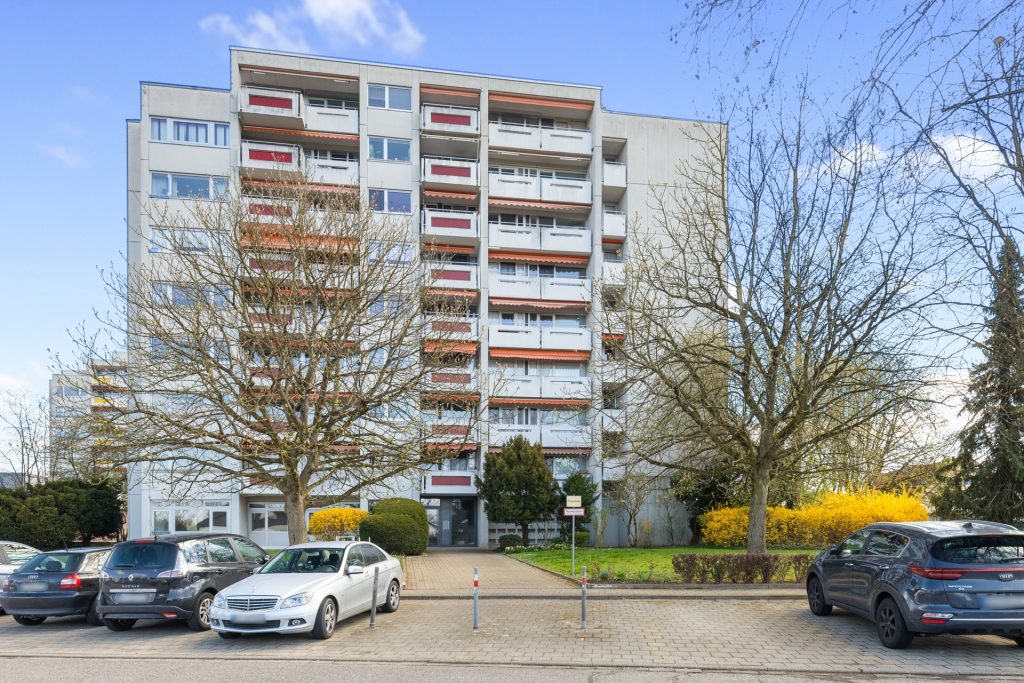 HUST Immobilien GmbH & Co. KG - Immobilienangebot - Karlsruhe / Grötzingen - Alle - Kapitalanleger aufgepasst! Vermietete 3-Zi. Wohnung mit 2 Balkonen und TG-Stellplatz in Grötzingen