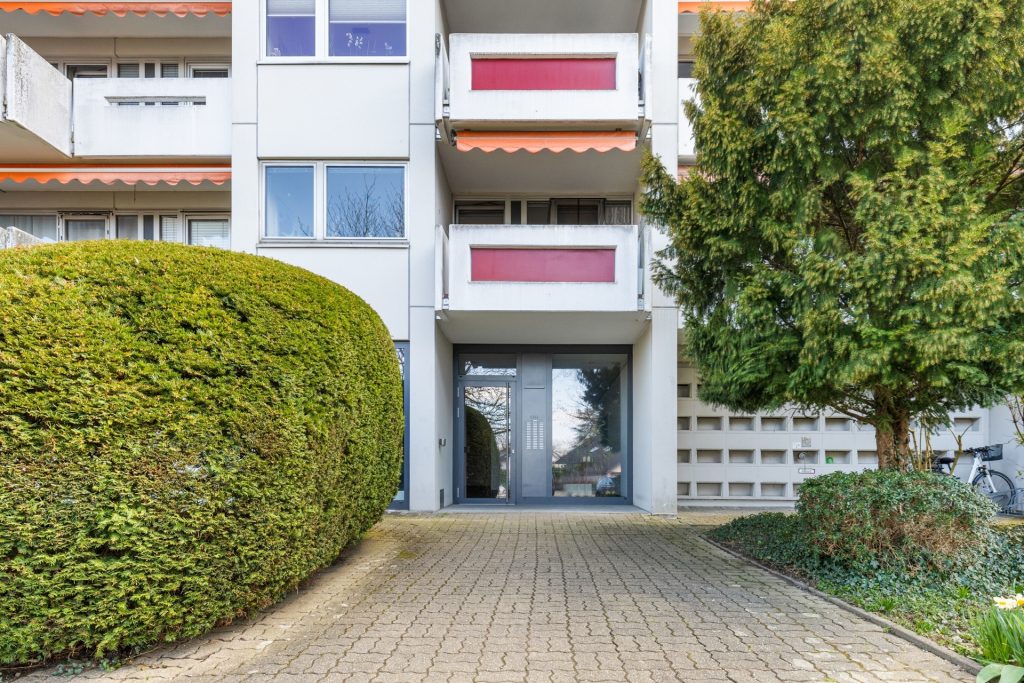 HUST Immobilien GmbH & Co. KG - Immobilienangebot - Karlsruhe / Grötzingen - Alle - Kapitalanleger aufgepasst! Vermietete 3-Zi. Wohnung mit 2 Balkonen und TG-Stellplatz in Grötzingen