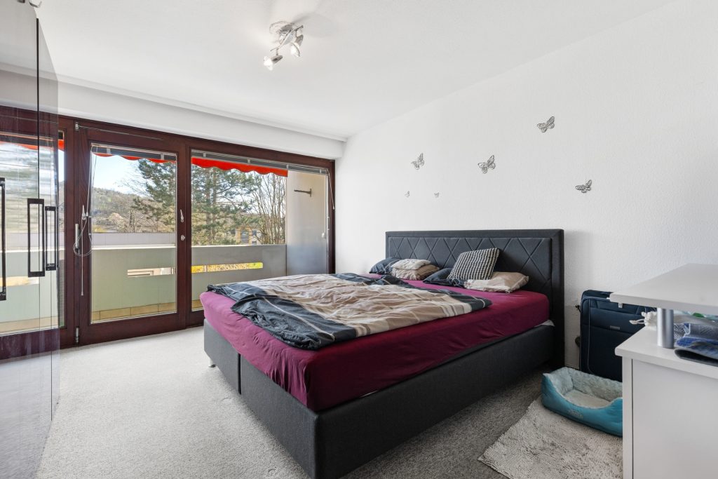 HUST Immobilien GmbH & Co. KG - Immobilienangebot - Karlsruhe / Grötzingen - Alle - Kapitalanleger aufgepasst! Vermietete 3-Zi. Wohnung mit 2 Balkonen und TG-Stellplatz in Grötzingen