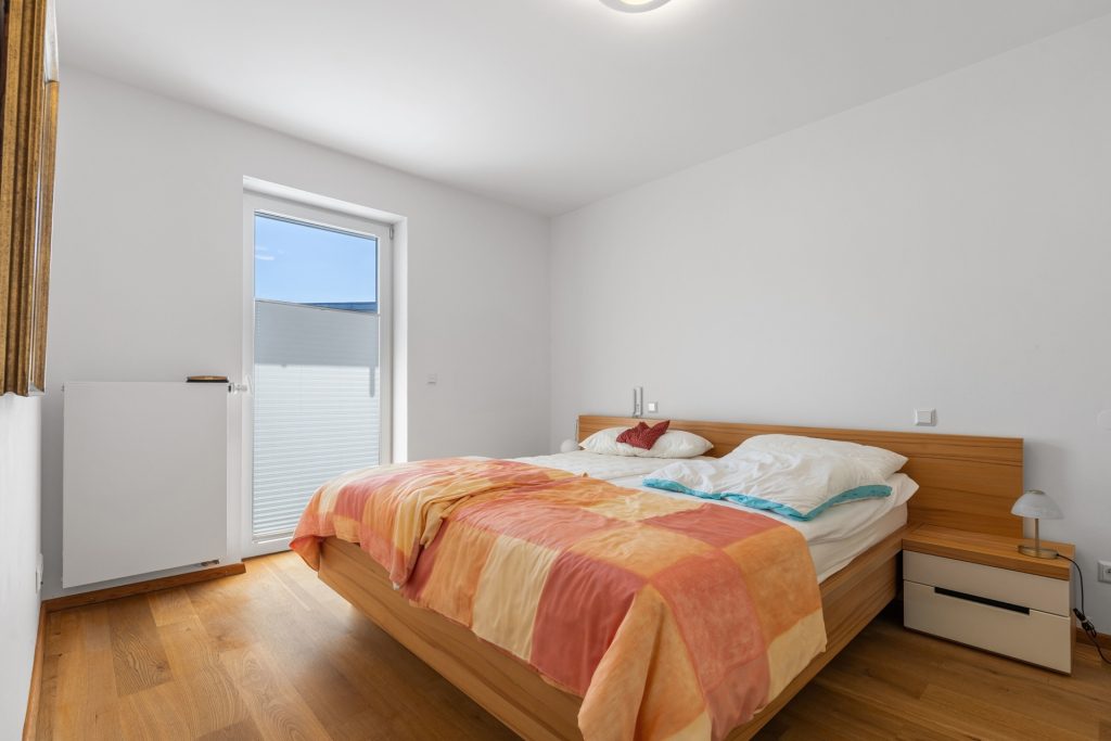 HUST Immobilien GmbH & Co. KG - Immobilienangebot - Stutensee / Blankenloch - Alle - Bezugsfrei & hochwertig: Ihr neues Zuhause mit zwei Balkonen!