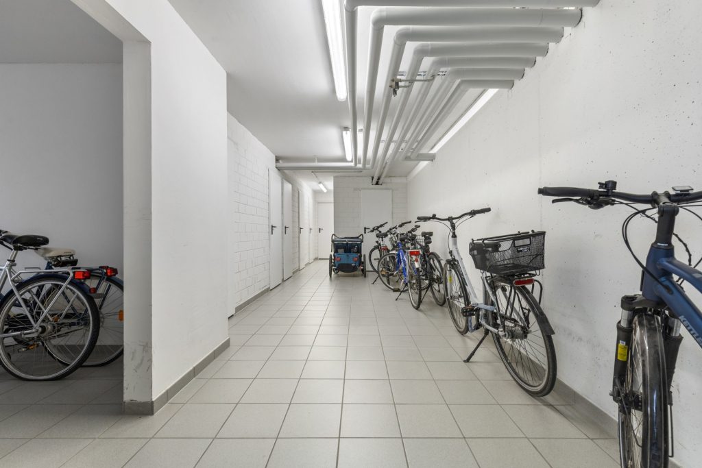 HUST Immobilien GmbH & Co. KG - Immobilienangebot - Stutensee / Blankenloch - Alle - Bezugsfrei & hochwertig: Ihr neues Zuhause mit zwei Balkonen!