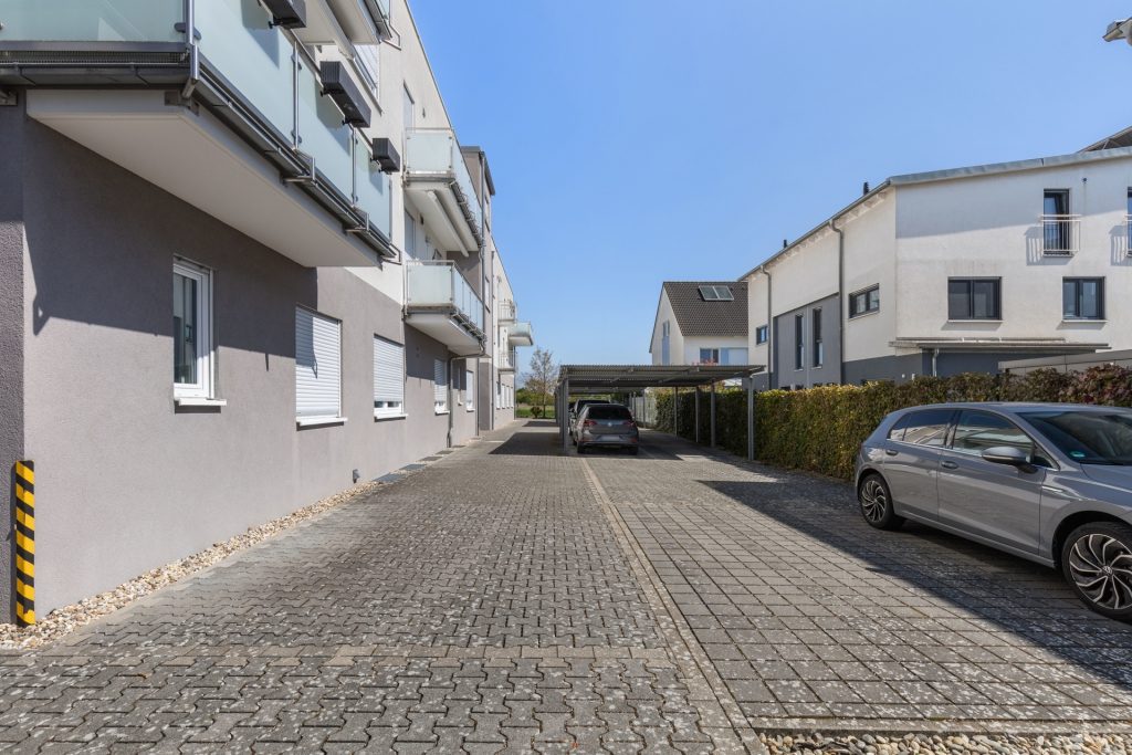 HUST Immobilien GmbH & Co. KG - Immobilienangebot - Stutensee / Blankenloch - Alle - Bezugsfrei & hochwertig: Ihr neues Zuhause mit zwei Balkonen!