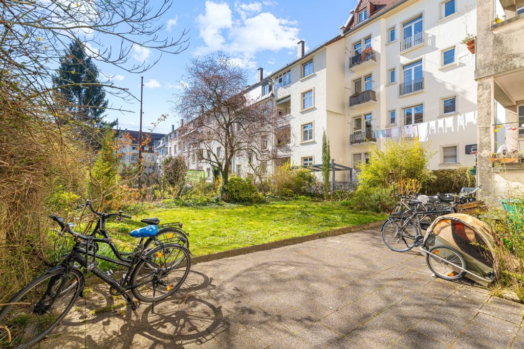 HUST Immobilien GmbH & Co. KG - Immobilienangebot - Karlsruhe - Alle - Maisonette-Wohnung mit Dachterrasse in Südausrichtung & separate ELW in der Karlsruher Südweststadt!
