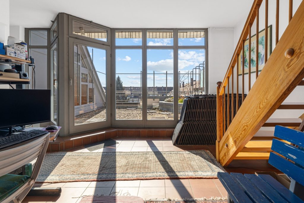 HUST Immobilien GmbH & Co. KG - Immobilienangebot - Karlsruhe - Alle - Maisonette-Wohnung mit Dachterrasse in Südausrichtung & separate ELW in der Karlsruher Südweststadt!
