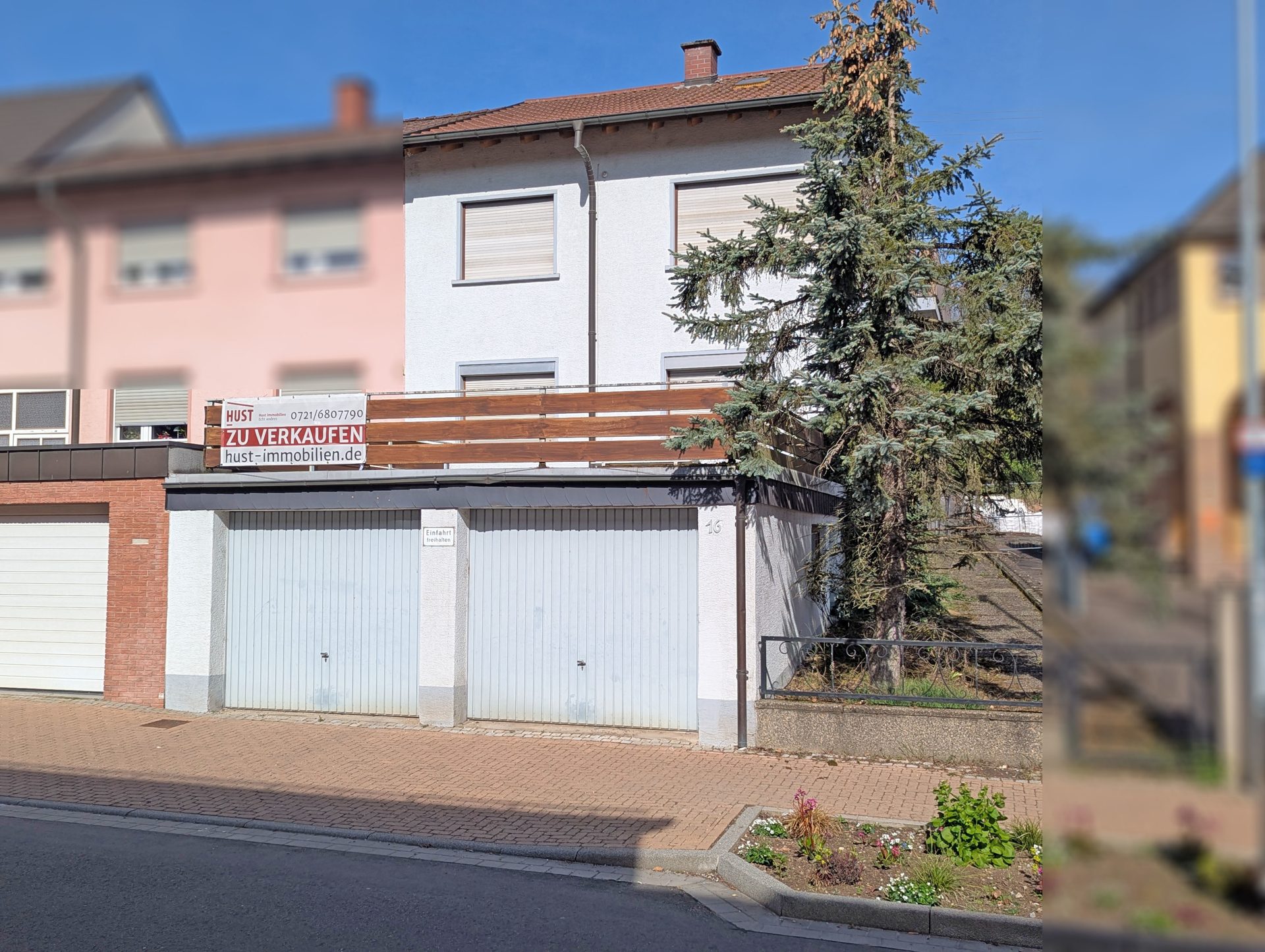 HUST Immobilien GmbH & Co. KG - Immobilienangebot - Östringen / Odenheim - Alle - Doppelhaushälfte mit großem Garten, zwei Garagen und Potenzial zur Verwirklichung Ihrer Wohnträume