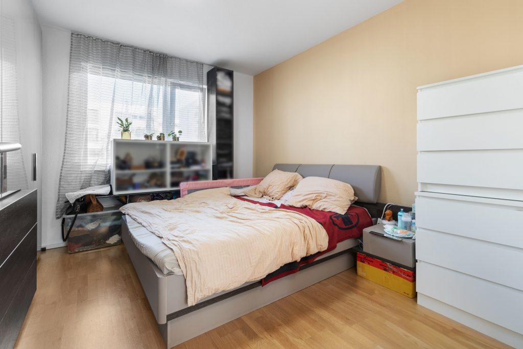 HUST Immobilien GmbH & Co. KG - Immobilienangebot - Karlsruhe / Knielingen - Alle - 4-Zimmer-Erdgeschosswohnung mit Terrasse und großem Garten in Knielingen - aktuell vermietet
