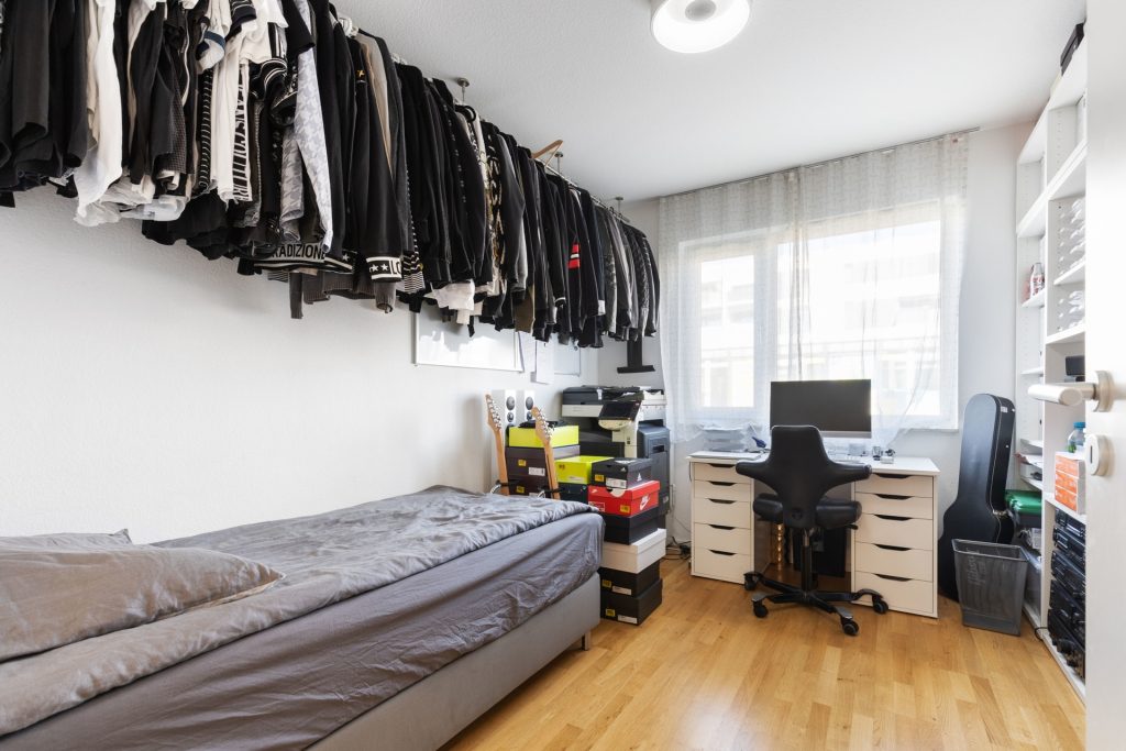 HUST Immobilien GmbH & Co. KG - Immobilienangebot - Karlsruhe / Knielingen - Alle - 4-Zimmer-Erdgeschosswohnung mit Terrasse und großem Garten in Knielingen - aktuell vermietet