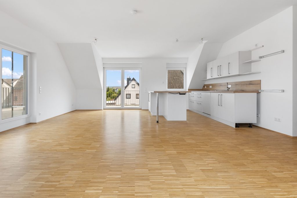 HUST Immobilien GmbH & Co. KG - Immobilienangebot - Stutensee - Alle - Eine Wohnung zum verlieben - Neubau, große Terrasse und offener Wohnbereich mit viel Licht.