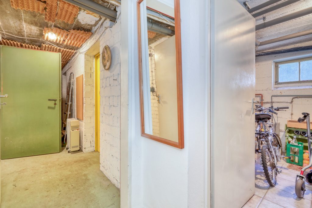 HUST Immobilien GmbH & Co. KG - Immobilienangebot - Karlsruhe - Alle - Einfamilienhaus mit großem Grundstück und viel Potential