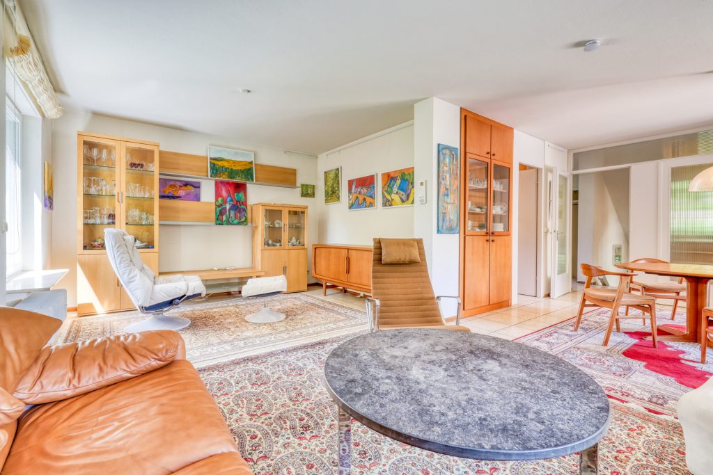 HUST Immobilien GmbH & Co. KG - Immobilienangebot - Karlsruhe - Alle - Einfamilienhaus mit großem Grundstück und viel Potential