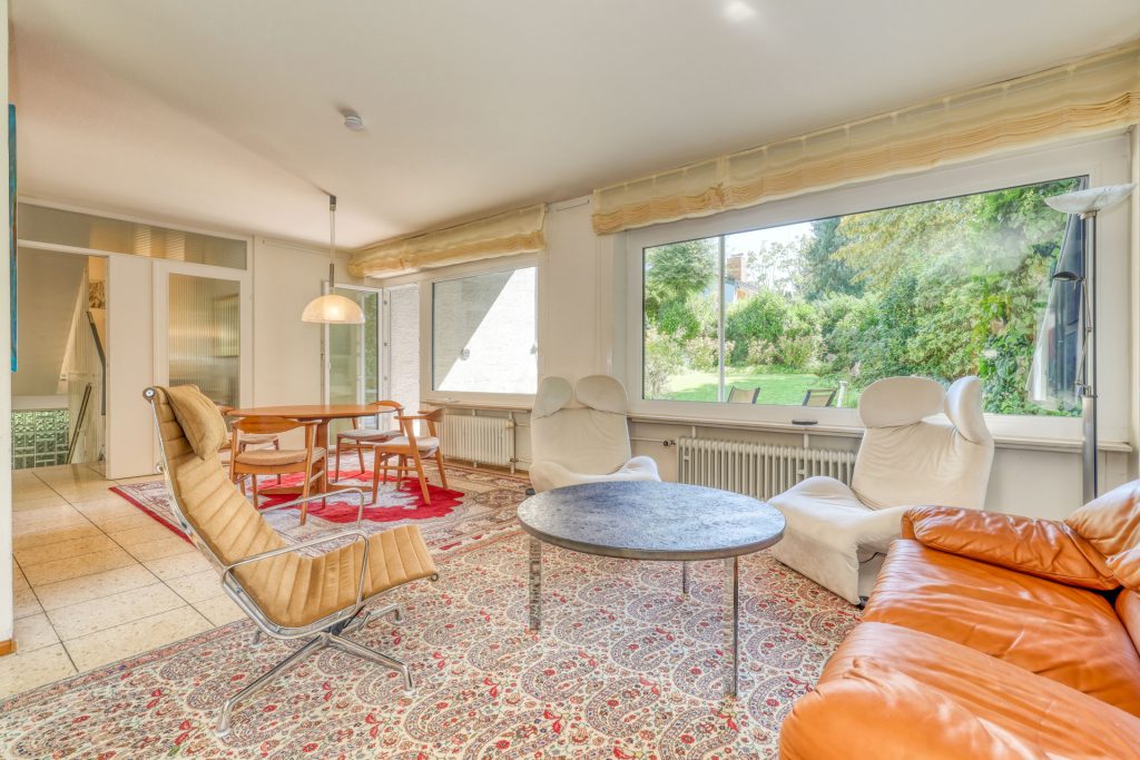 HUST Immobilien GmbH & Co. KG - Immobilienangebot - Karlsruhe - Alle - Einfamilienhaus mit großem Grundstück und viel Potential