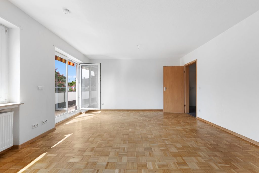 HUST Immobilien GmbH & Co. KG - Immobilienangebot - Karlsruhe / Südstadt - Alle - Licht, Luft und Lage – sonnige 2-Zimmer-Wohnung mit zwei Terrassen im 5. Obergeschoss mit Aufzug