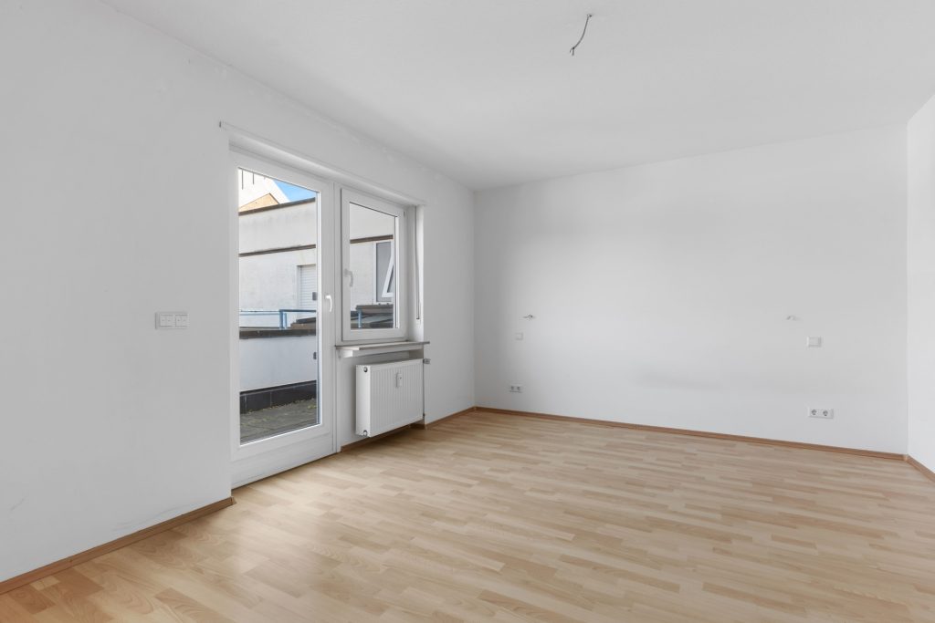 HUST Immobilien GmbH & Co. KG - Immobilienangebot - Karlsruhe / Südstadt - Alle - Licht, Luft und Lage – sonnige 2-Zimmer-Wohnung mit zwei Terrassen im 5. Obergeschoss mit Aufzug