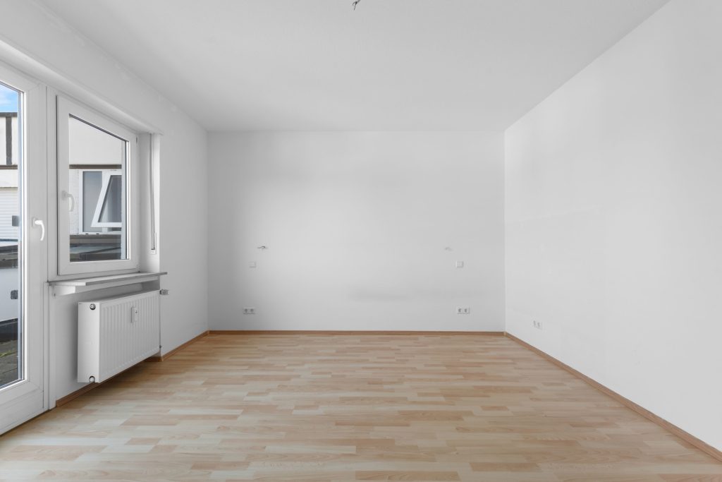 HUST Immobilien GmbH & Co. KG - Immobilienangebot - Karlsruhe / Südstadt - Alle - Licht, Luft und Lage – sonnige 2-Zimmer-Wohnung mit zwei Terrassen im 5. Obergeschoss mit Aufzug