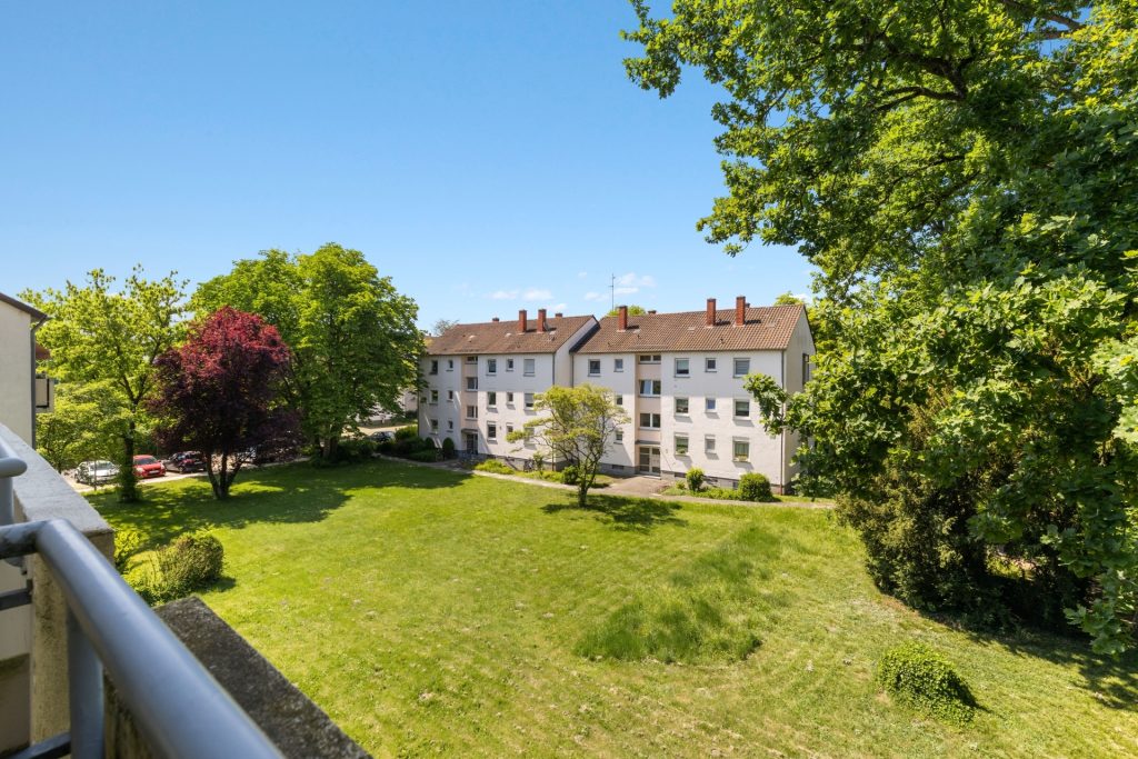 HUST Immobilien GmbH & Co. KG - Immobilienangebot - Karlsruhe - Alle - Viel Raum für Ihre Vision: freie 3-Zimmer-WHG mit Balkon in der Oststadt