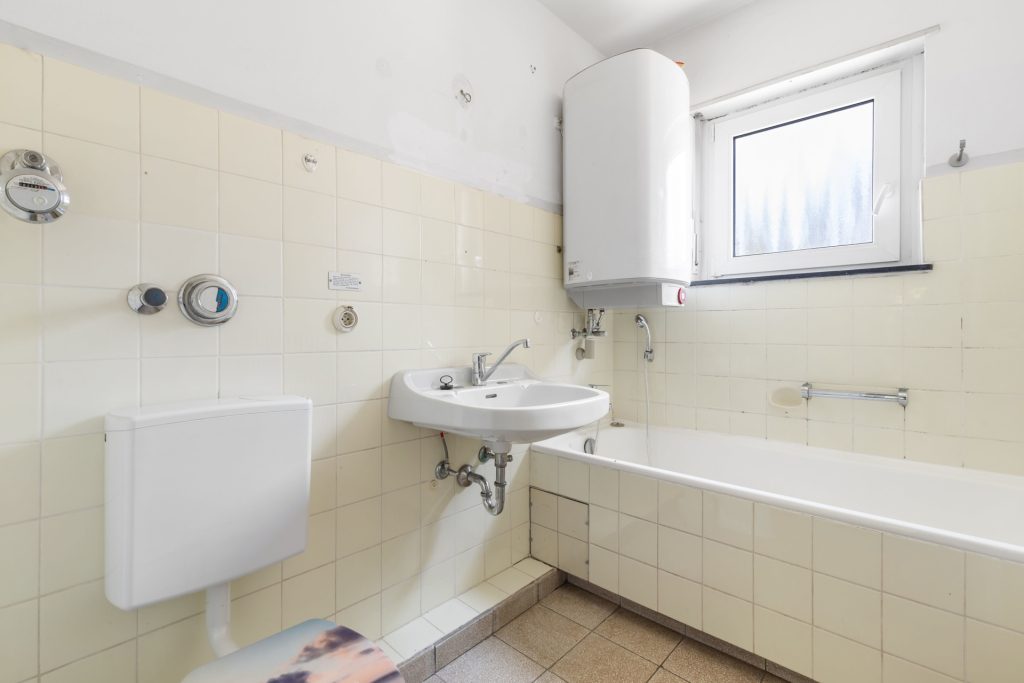 HUST Immobilien GmbH & Co. KG - Immobilienangebot - Karlsruhe - Alle - Viel Raum für Ihre Vision: freie 3-Zimmer-WHG mit Balkon in der Oststadt