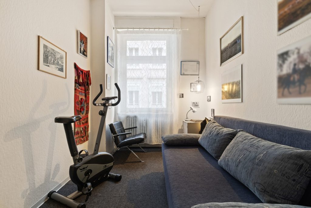 HUST Immobilien GmbH & Co. KG - Immobilienangebot - Baden-Baden - Alle - Aus 1 wird 2 - Wohnung, mit der Option zur Umwandlung in zwei - frei ab August!