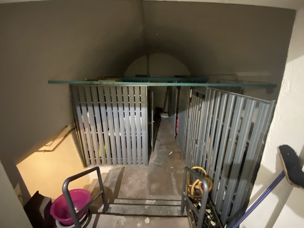 HUST Immobilien GmbH & Co. KG - Immobilienangebot - Karlsruhe - Alle - Kapitalanleger aufgepasst! Sanierte, charmante 3-Zimmer-Altbauwohnung im Herzen von Durlach