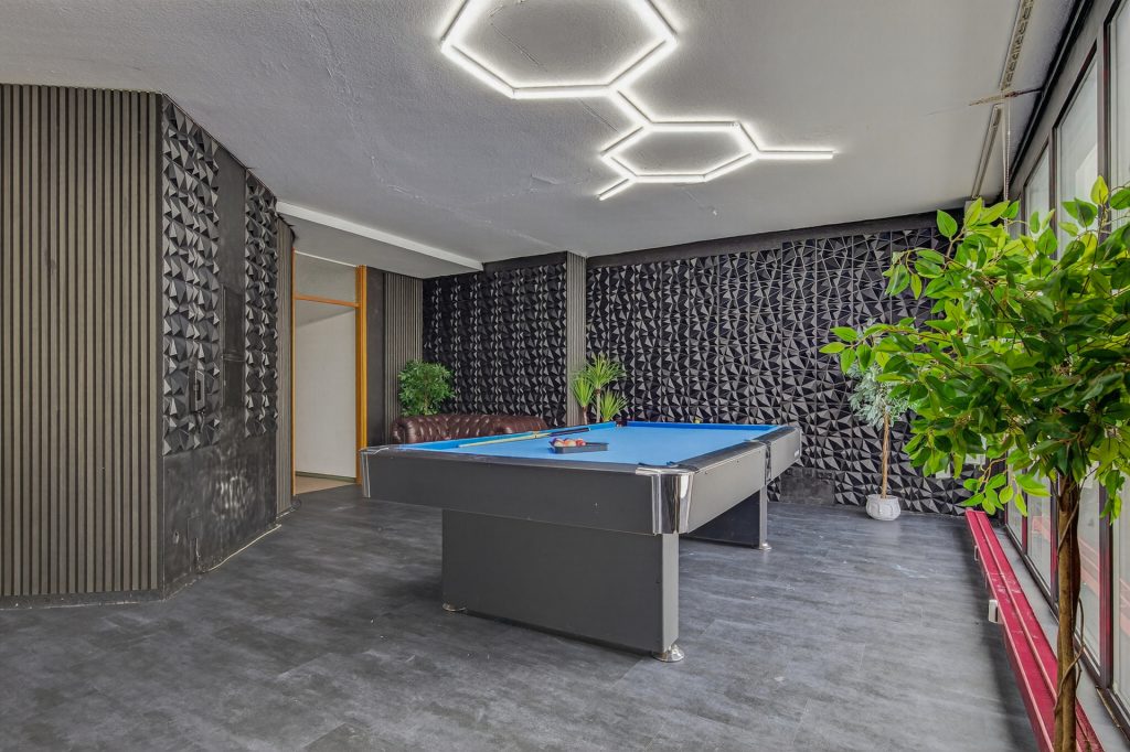 HUST Immobilien GmbH & Co. KG - Immobilienangebot - Rastatt - Alle - Vermietete Gewerbefläche im frequentierten Hilberthof – attraktive Kapitalanlage