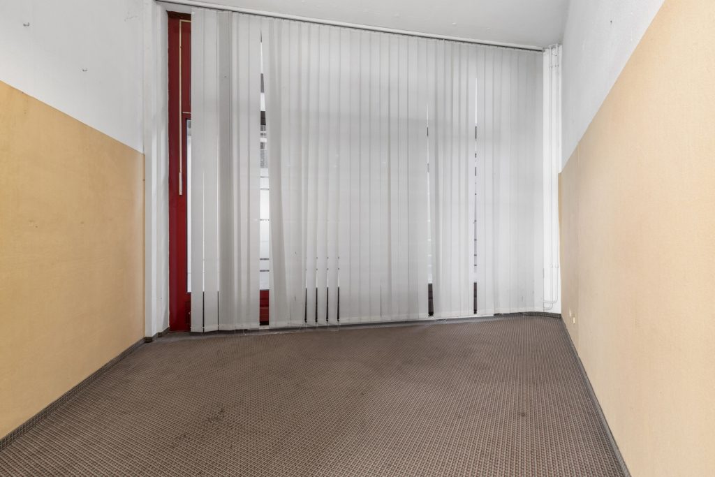 HUST Immobilien GmbH & Co. KG - Immobilienangebot - Rastatt - Alle - Vermietete Gewerbefläche im frequentierten Hilberthof – attraktive Kapitalanlage