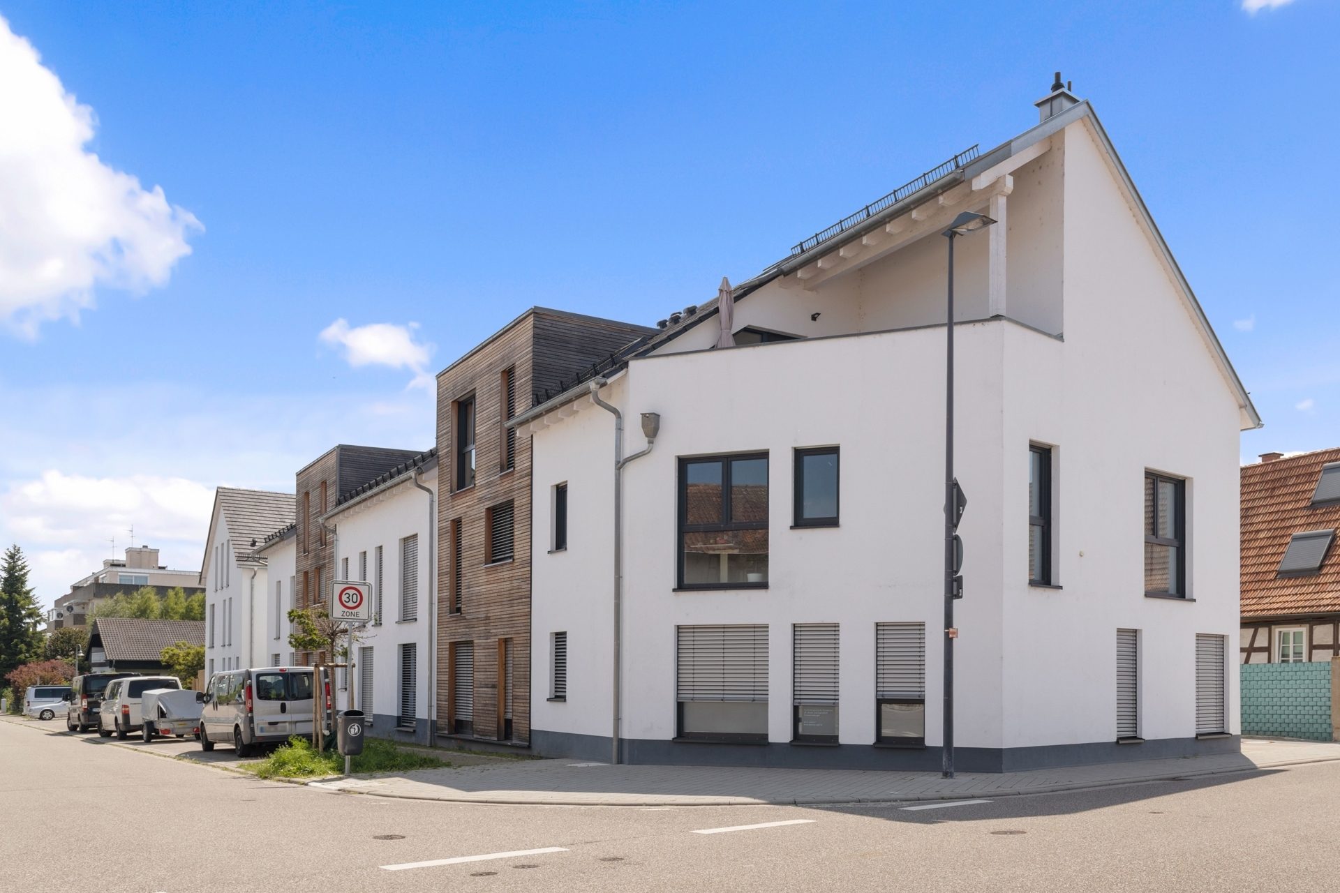 HUST Immobilien GmbH & Co. KG - Immobilienangebot - Kandel - Alle - Investition in die Zukunft - 15 Einheiten mit Neubauniveau und 100% Vermietung
