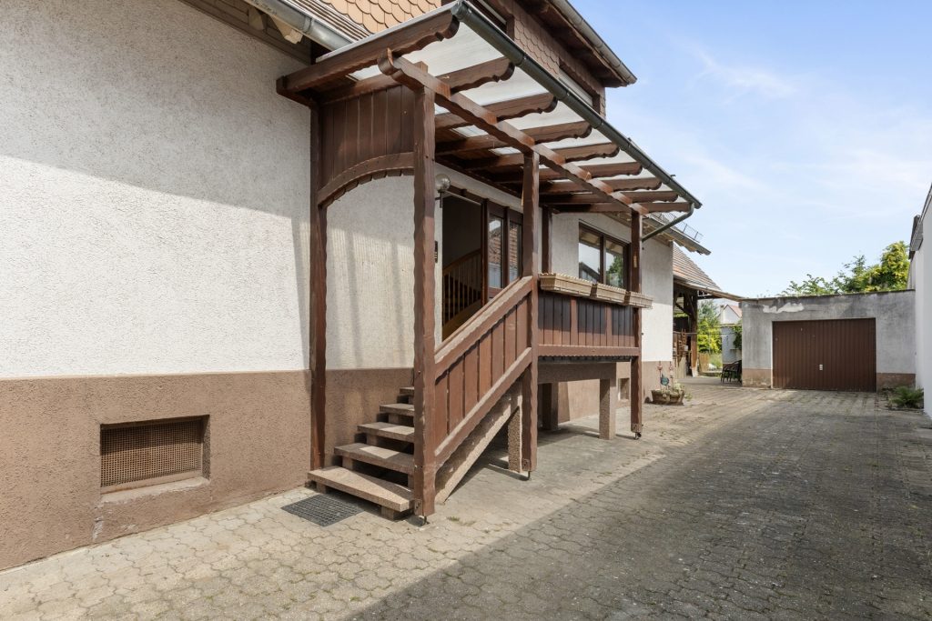 HUST Immobilien GmbH & Co. KG - Immobilienangebot - Stutensee / Spöck - Alle - Großzügiges Zuhause für Familien oder Mehrgenerationen – sofort bezugsfrei