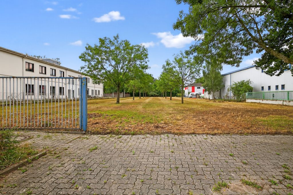 HUST Immobilien GmbH & Co. KG - Immobilienangebot - Karlsruhe - Grundstücke - Rarität: attraktives Gewerbegrundstück in guter Lage von Karlsruhe-Neureut