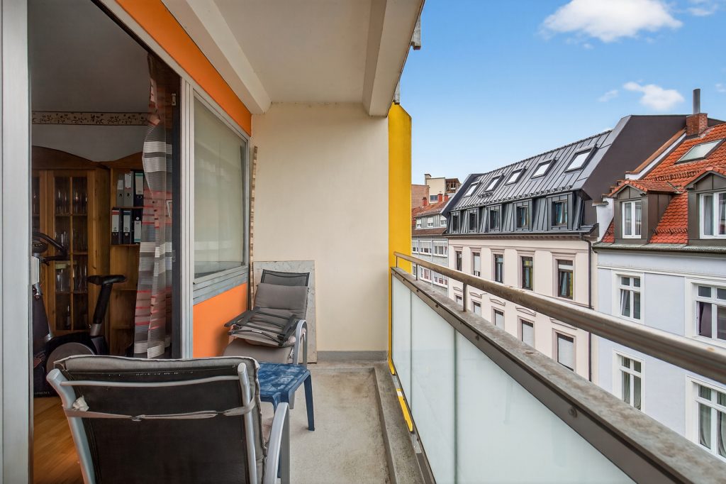 HUST Immobilien GmbH & Co. KG - Immobilienangebot - Karlsruhe - Alle - Kapitalanlage im Herzen von Karlsruhe – vermietete 1-Zimmer-Wohnung mit Loggia & TG-Stellplatz