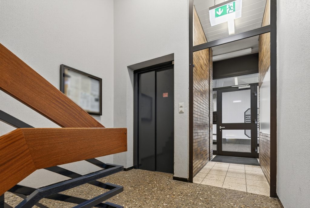 HUST Immobilien GmbH & Co. KG - Immobilienangebot - Karlsruhe - Alle - Kapitalanlage im Herzen von Karlsruhe – vermietete 1-Zimmer-Wohnung mit Loggia & TG-Stellplatz