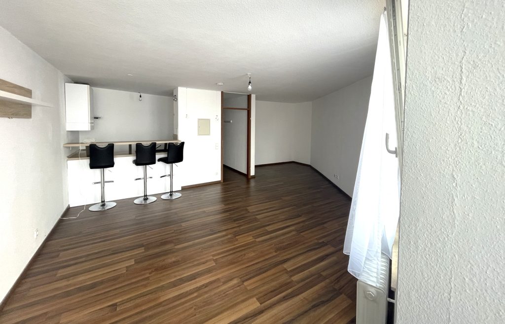 HUST Immobilien GmbH & Co. KG - Immobilienangebot - Karlsruhe - Alle - Komfortables 1-Zimmer-Appartement mit Stellplatz und EBK im Herzen von KA - Bezugsfrei ab 01.09.2025