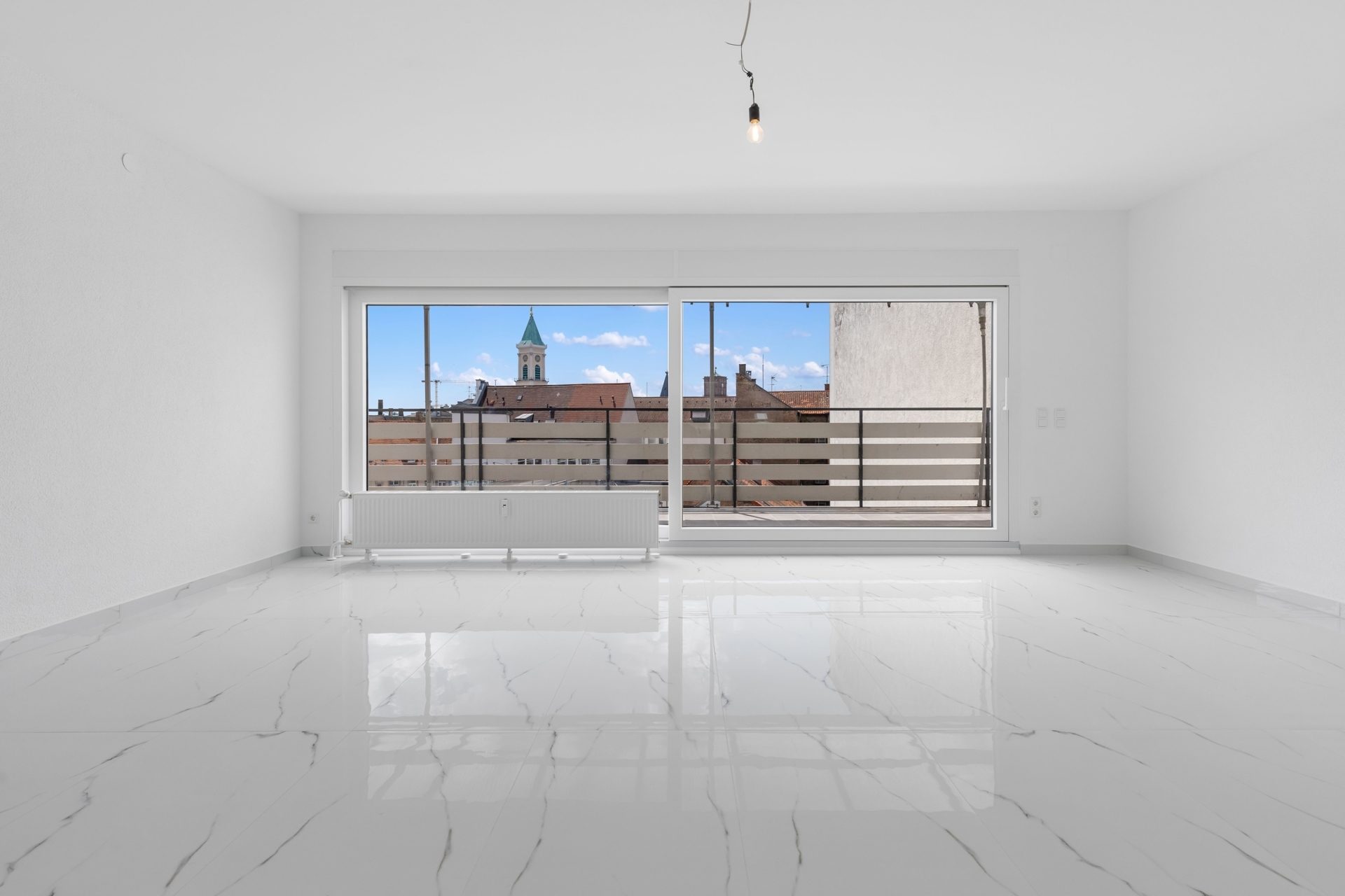 HUST Immobilien GmbH & Co. KG - Immobilienangebot - Karlsruhe / Innenstadt-West - Alle - Kernsaniertes, Lichtdurchflutetes Penthouse mit zwei Terrassen & direktem Aufzugzugang