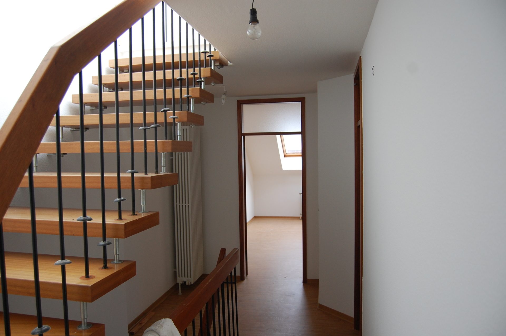 HUST Immobilien GmbH & Co. KG - Immobilienangebot - Karlsruhe - Alle - Maisonette-Wohnung mit cleverem Grundriss & uneinsehbarer Dachterrasse