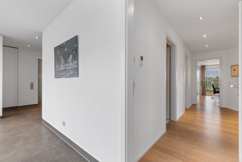 HUST Immobilien GmbH & Co. KG - Immobilienangebot - Waldbronn - Alle - Repräsentative Bürofläche im Penthouse-Stil mit Dachterrasse, Küche & Direktaufzug