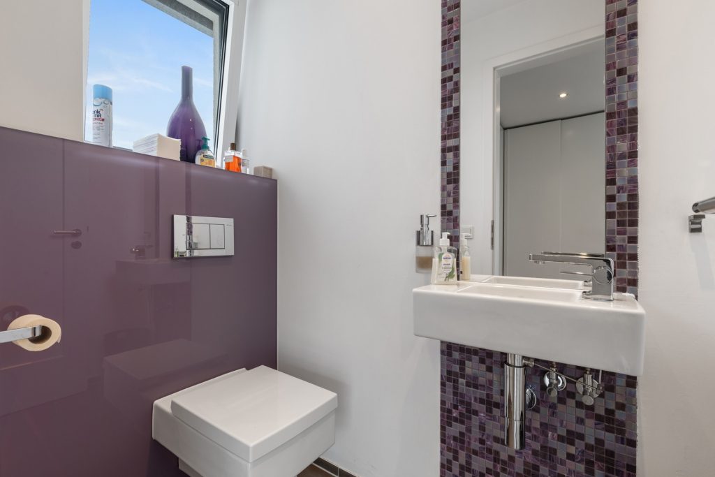 HUST Immobilien GmbH & Co. KG - Immobilienangebot - Waldbronn - Alle - Repräsentative Bürofläche im Penthouse-Stil mit Dachterrasse, Küche & Direktaufzug
