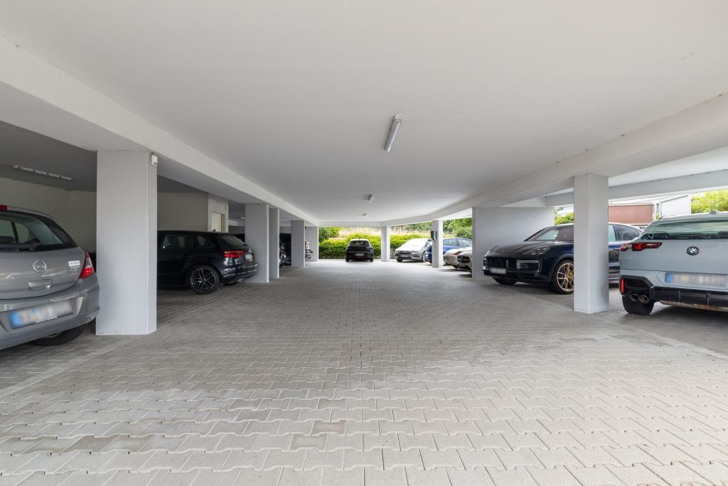 HUST Immobilien GmbH & Co. KG - Immobilienangebot - Waldbronn - Alle - Repräsentative Bürofläche im Penthouse-Stil mit Dachterrasse, Küche & Direktaufzug
