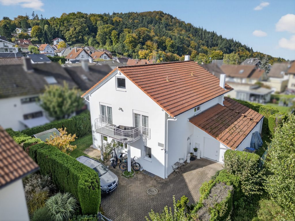 HUST Immobilien GmbH & Co. KG - Immobilienangebot - Baden-Baden - Alle - Gepflegtes EFH mit moderner Ausstattung & durchdachtem Grundriss in Baden-Baden, Ebersteinburg