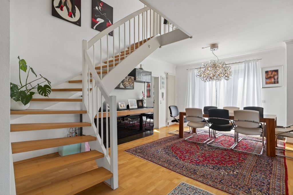 HUST Immobilien GmbH & Co. KG - Immobilienangebot - Baden-Baden - Alle - Gepflegtes EFH mit moderner Ausstattung & durchdachtem Grundriss in Baden-Baden, Ebersteinburg