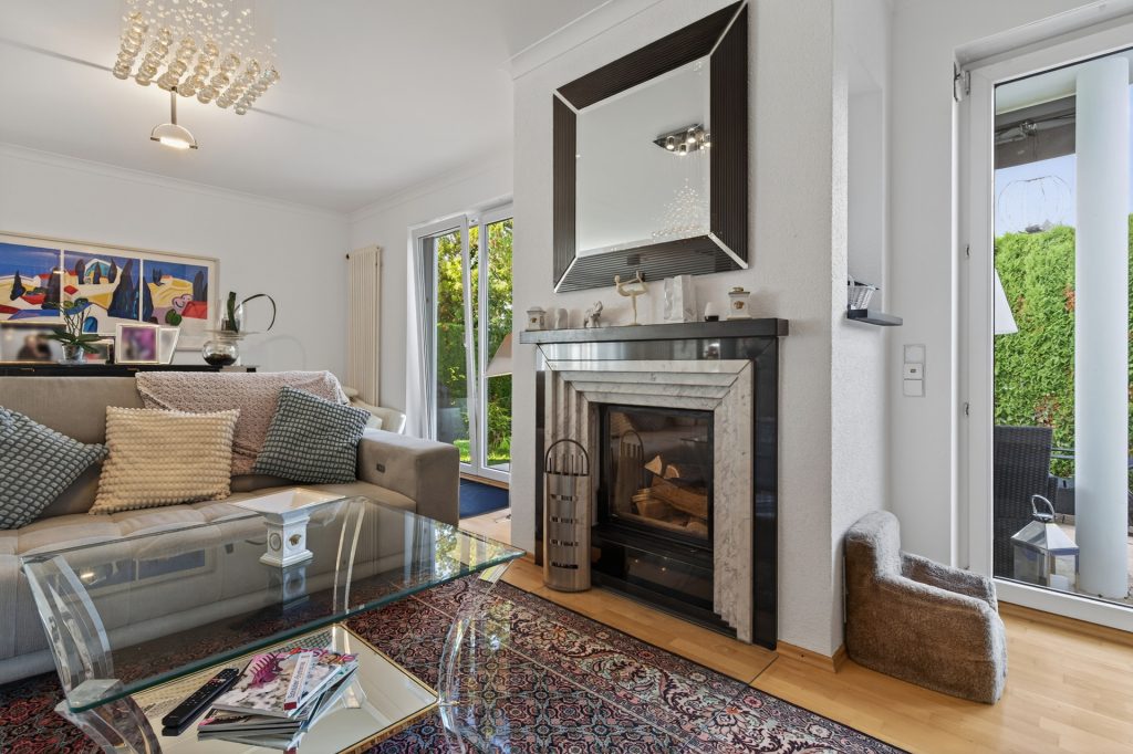HUST Immobilien GmbH & Co. KG - Immobilienangebot - Baden-Baden - Alle - Gepflegtes EFH mit moderner Ausstattung & durchdachtem Grundriss in Baden-Baden, Ebersteinburg