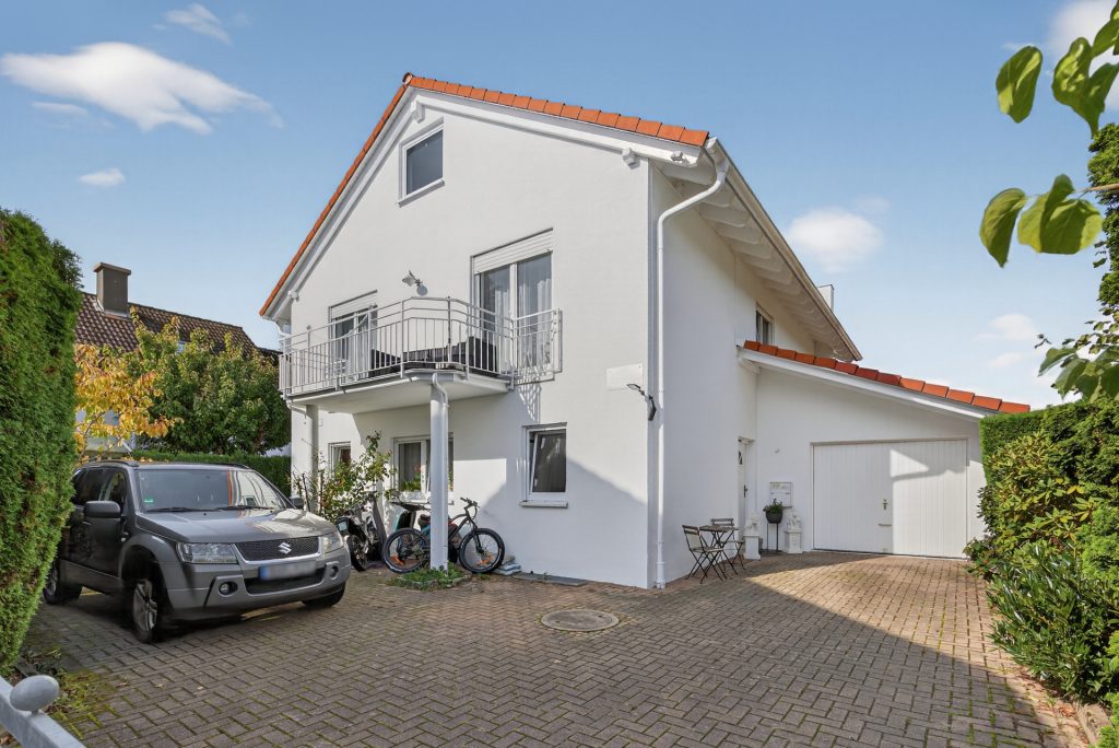 HUST Immobilien GmbH & Co. KG - Immobilienangebot - Baden-Baden - Alle - Gepflegtes EFH mit moderner Ausstattung & durchdachtem Grundriss in Baden-Baden, Ebersteinburg