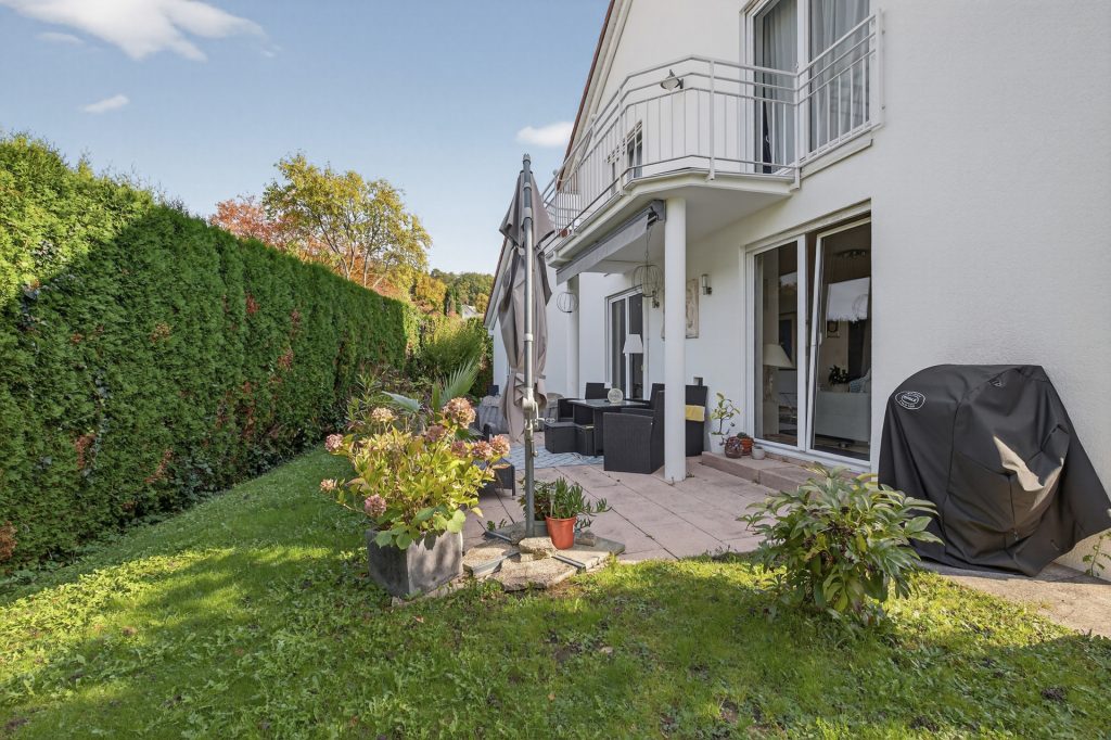 HUST Immobilien GmbH & Co. KG - Immobilienangebot - Baden-Baden - Alle - Gepflegtes EFH mit moderner Ausstattung & durchdachtem Grundriss in Baden-Baden, Ebersteinburg