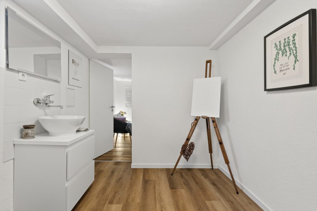 HUST Immobilien GmbH & Co. KG - Immobilienangebot - Durmersheim - Alle - Großzügiger Bungalow im Reihenmittelhaus-Stil mit Garten & Garage
sucht neue Eigentümer