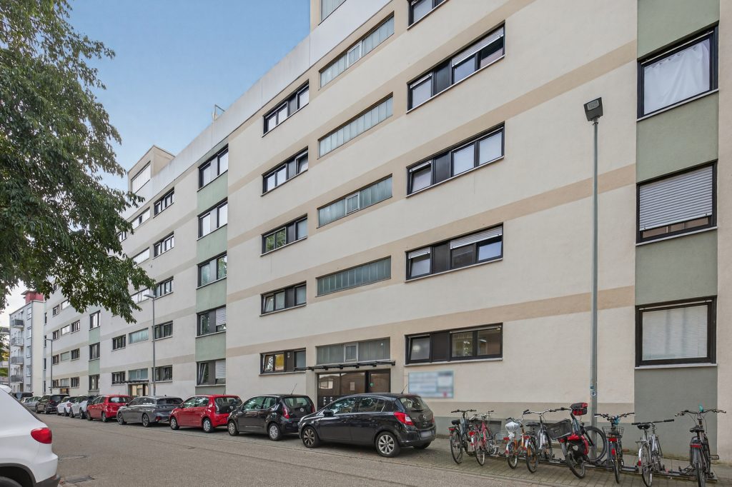 HUST Immobilien GmbH & Co. KG - Immobilienangebot - Karlsruhe - Alle - Wohnen in der Oststadt – moderne 3-Zimmer-Wohnung mit Balkon, Aufzug und Stellplatz