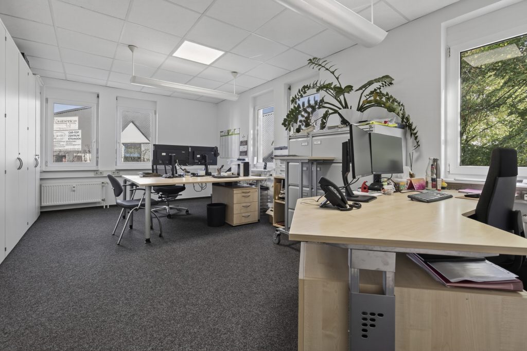 HUST Immobilien GmbH & Co. KG - Immobilienangebot - Ettlingen - Alle - Bürofläche in West – Teilbar ab 140 m² mit flexibler Grundrissgestaltung
