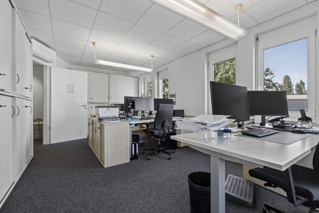 HUST Immobilien GmbH & Co. KG - Immobilienangebot - Ettlingen - Alle - Bürofläche in West – Teilbar ab 140 m² mit flexibler Grundrissgestaltung