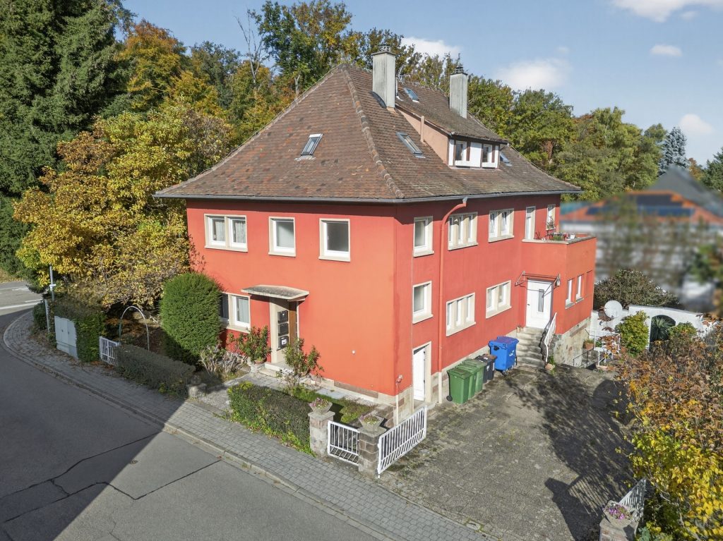 HUST Immobilien GmbH & Co. KG - Immobilienangebot - Ettlingen / Spessart - Alle - Ideal für Mehrgenerationenwohnen oder als Kapitalanlage – Dreifamilienhaus mit großem Garten in Ettlingen-Spessart