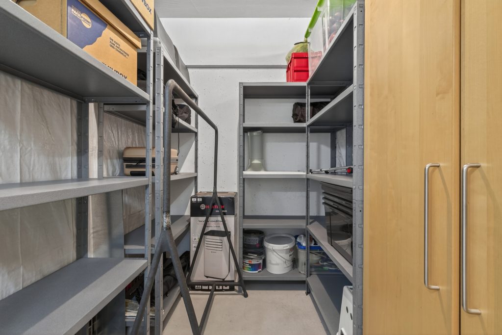 HUST Immobilien GmbH & Co. KG - Immobilienangebot - Leinfelden-Echterdingen - Alle - Moderne Maisonette-Penthouse-Wohnung mit zwei Dachterrassen & TG in Leinfelden-Echterdingen