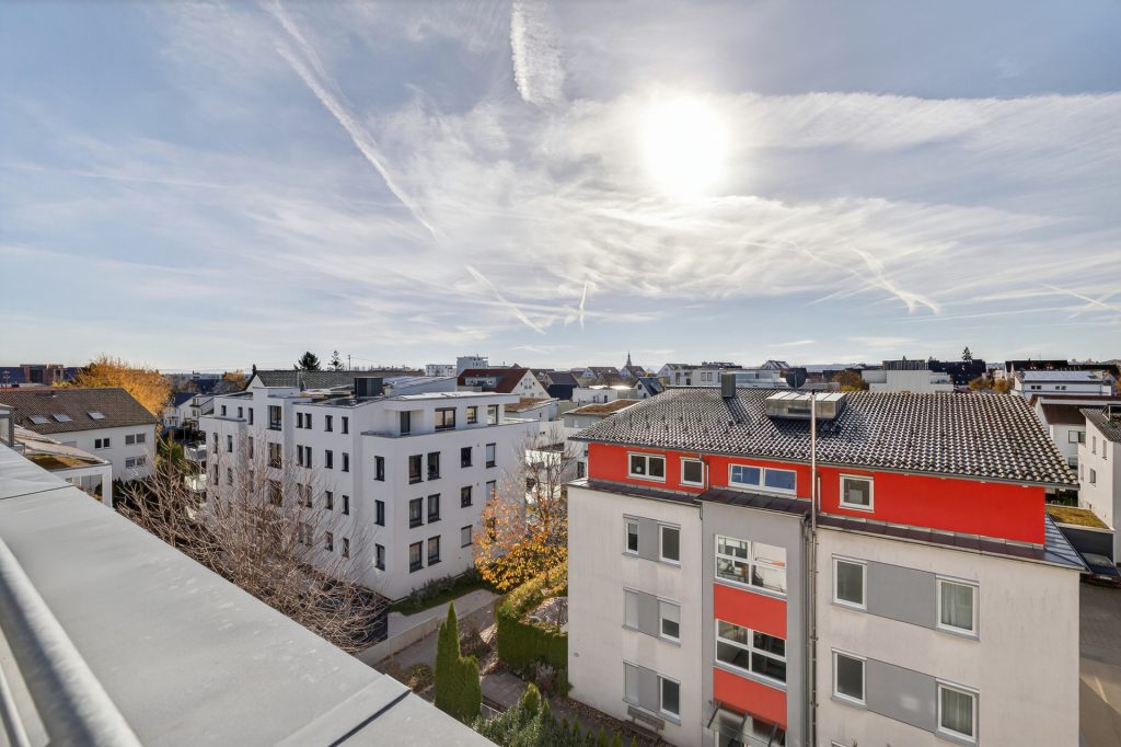 HUST Immobilien GmbH & Co. KG - Immobilienangebot - Leinfelden-Echterdingen - Alle - Moderne Maisonette-Penthouse-Wohnung mit zwei Dachterrassen & TG in Leinfelden-Echterdingen