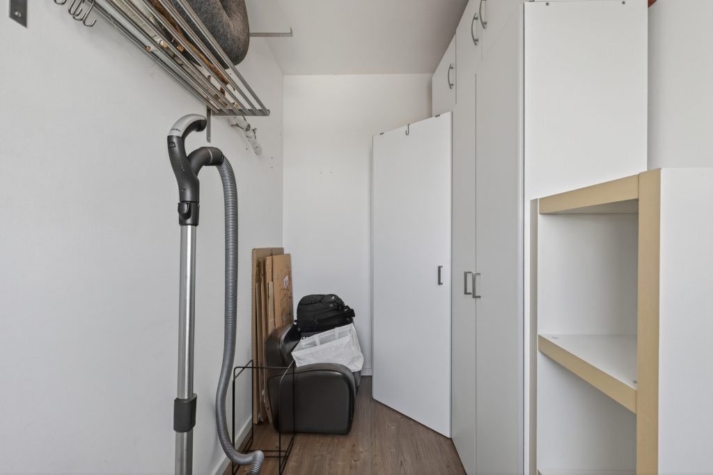 HUST Immobilien GmbH & Co. KG - Immobilienangebot - Leinfelden-Echterdingen - Alle - Moderne Maisonette-Penthouse-Wohnung mit zwei Dachterrassen & TG in Leinfelden-Echterdingen
