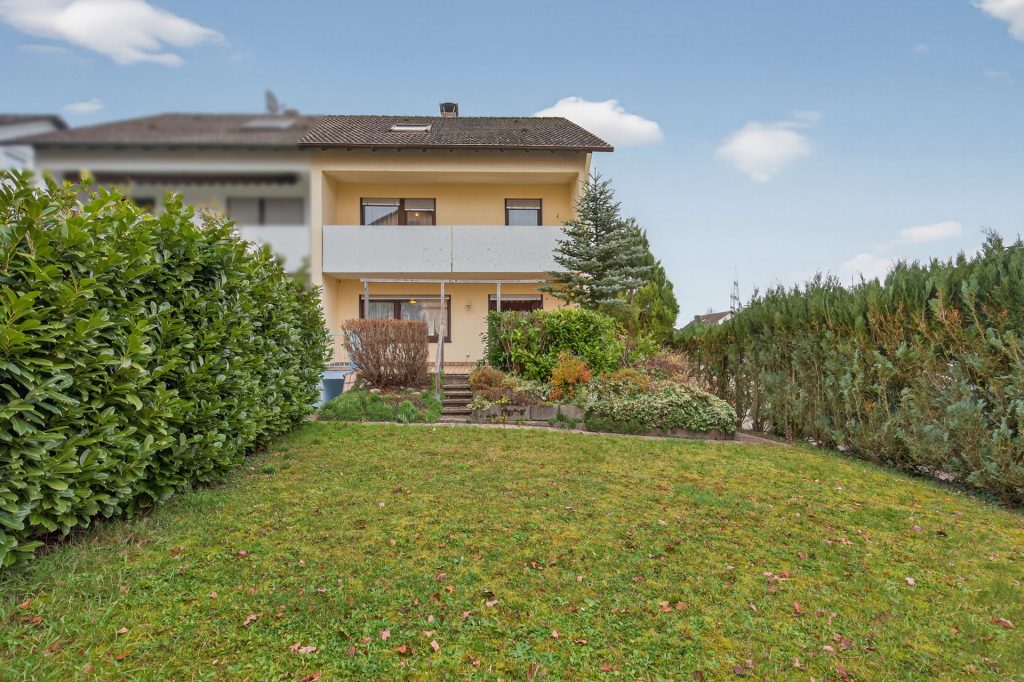 HUST Immobilien GmbH & Co. KG - Immobilienangebot - Dettenheim-Rußheim - Alle - Gestalten Sie Ihr Traumhaus – Doppelhaushälfte mit Garten und Garage in Dettenheim-Rußheim